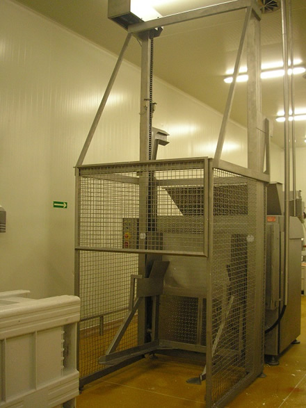 bin lifting tippler 03